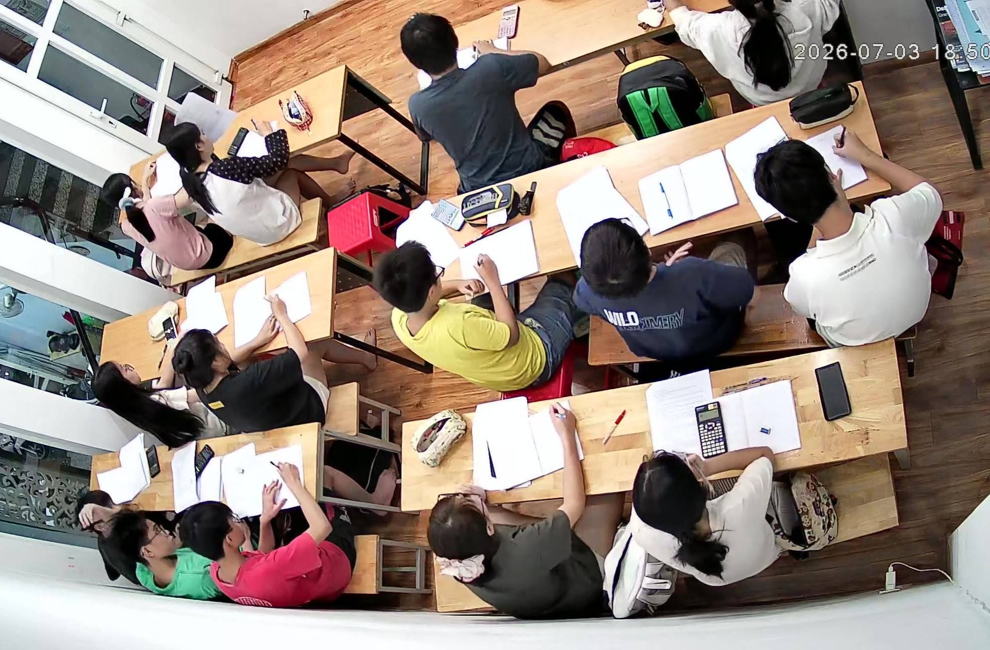 Ảnh khoa học toán tại trung tâm Thành Đạt Academy