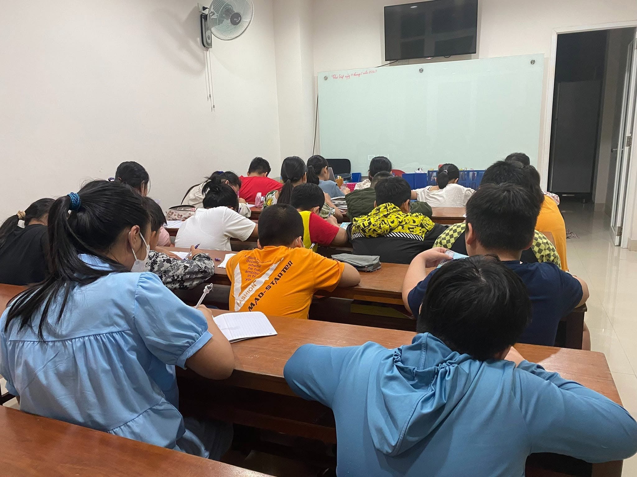 Ảnh khoa học toán tại trung tâm Thành Đạt Academy