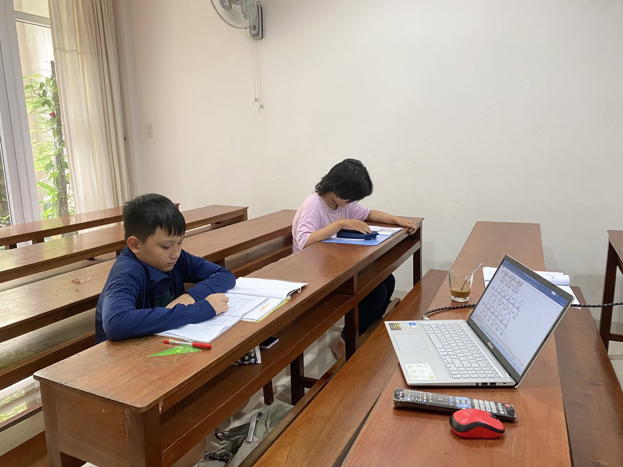 Ảnh khoa học toán tại trung tâm Thành Đạt Academy