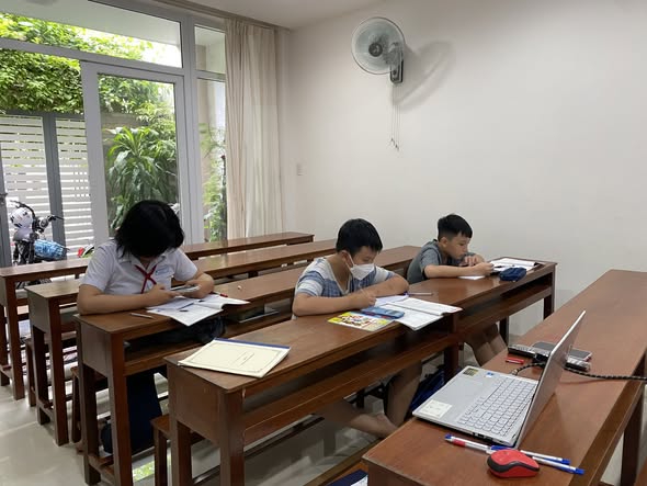 Ảnh khoa học toán tại trung tâm Thành Đạt Academy