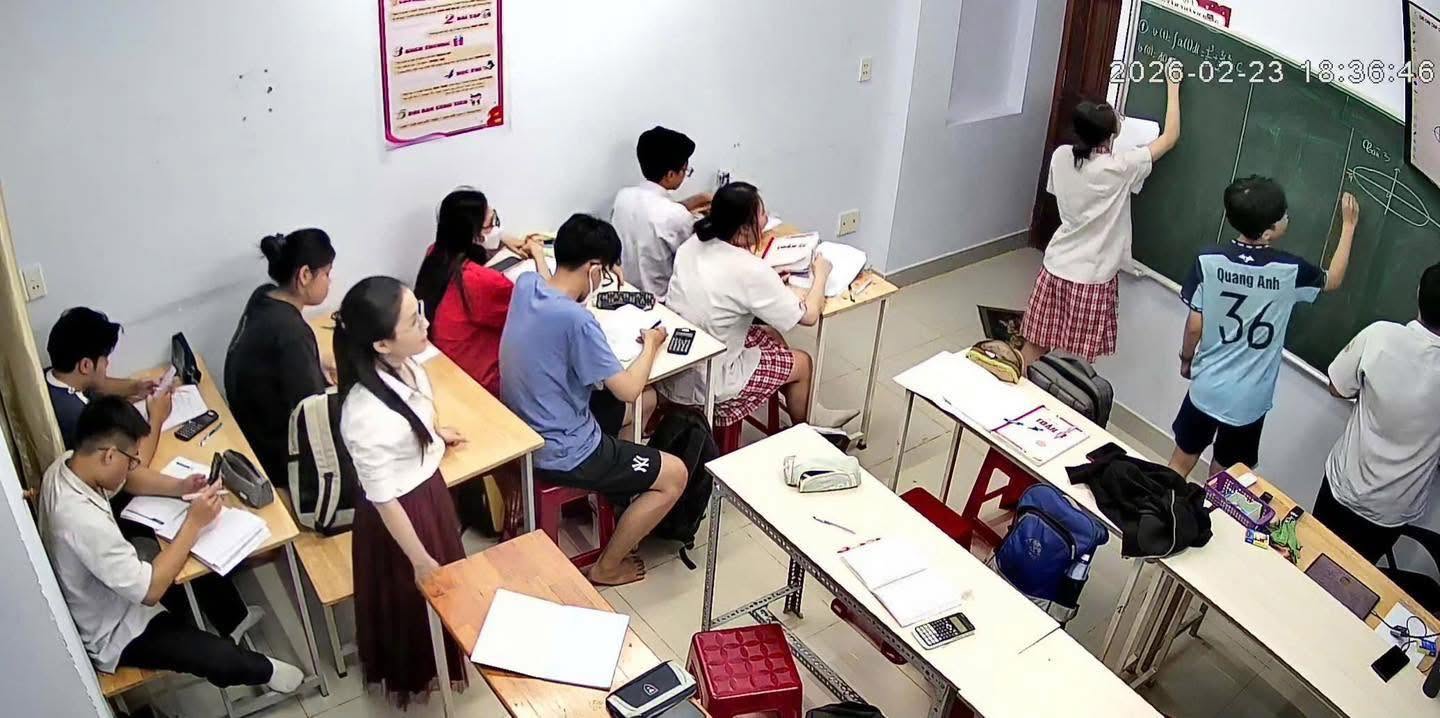 Ảnh khoa học toán tại trung tâm Thành Đạt Academy