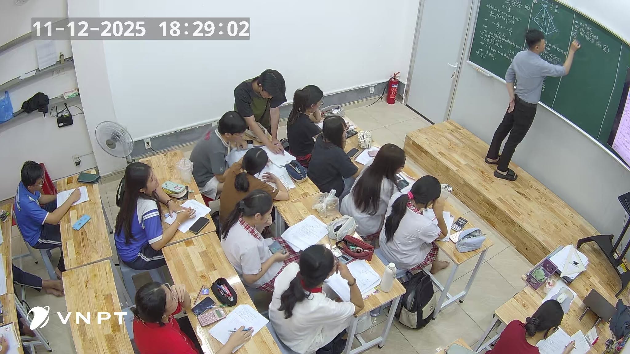 Ảnh khoa học toán tại trung tâm Thành Đạt Academy